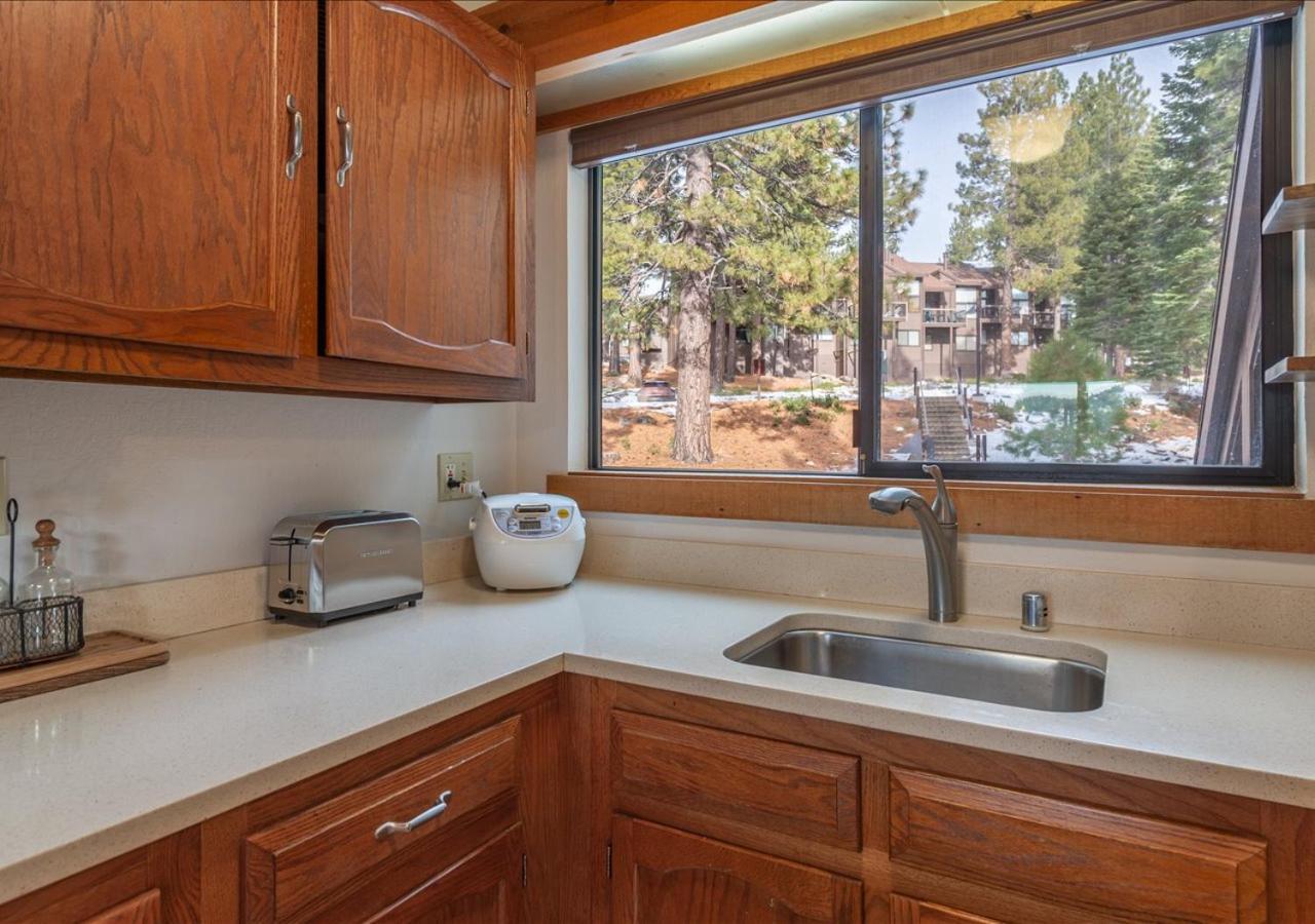Northstar Resort Condo For 8 Free Shuttle Truckee Exteriör bild
